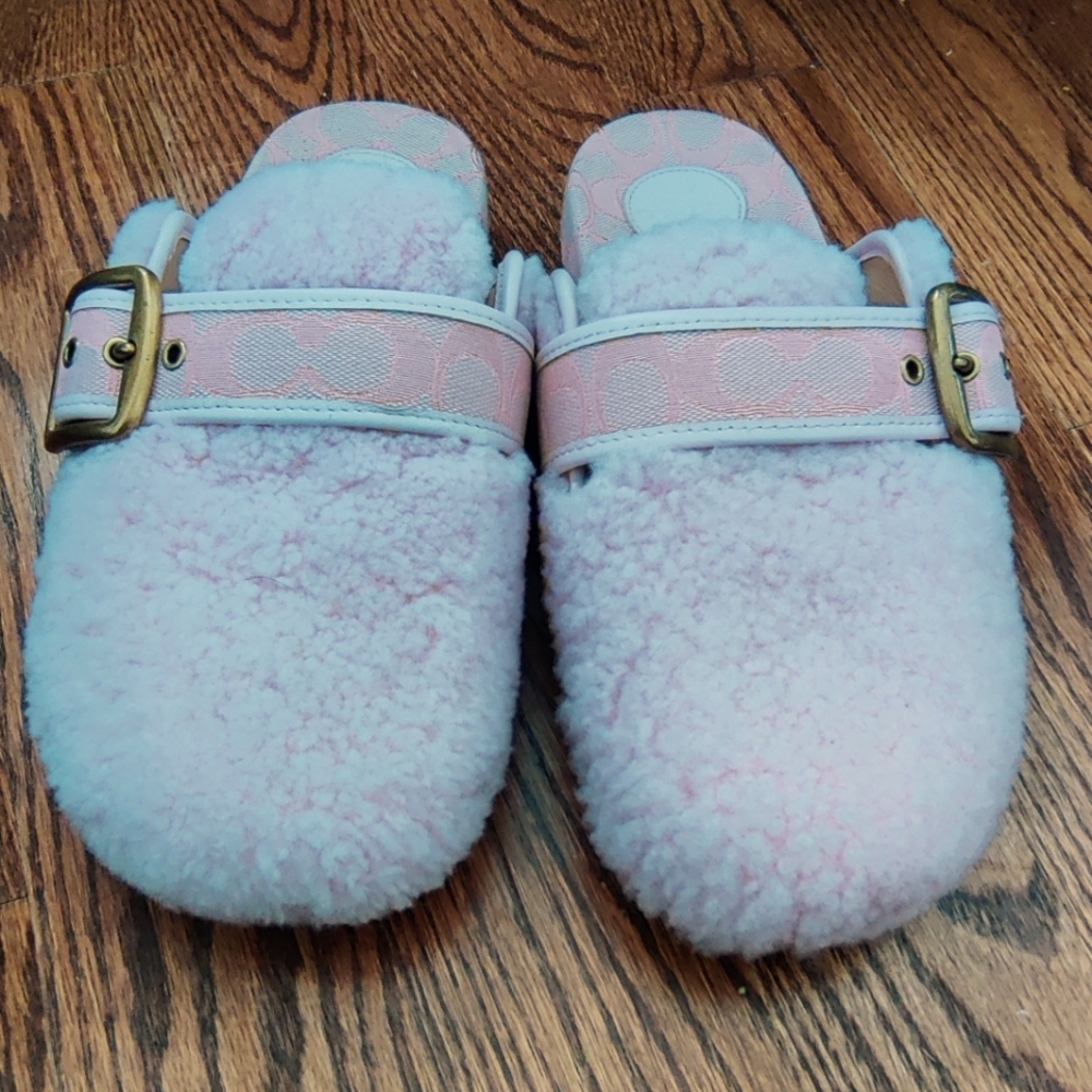 Coach Shearling clogs sz. 9
